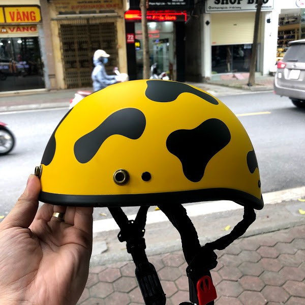 Mũ Bảo Hiểm nửa đầu 1/2 Tem Bò Sữa Nhiều Màu Gắn Kính - Nón Chất Lượng Cao, Đạt Chuẩn Kiểm Định