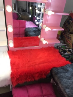 THẢM LÔNG TRẢI BÀN MAKEUP