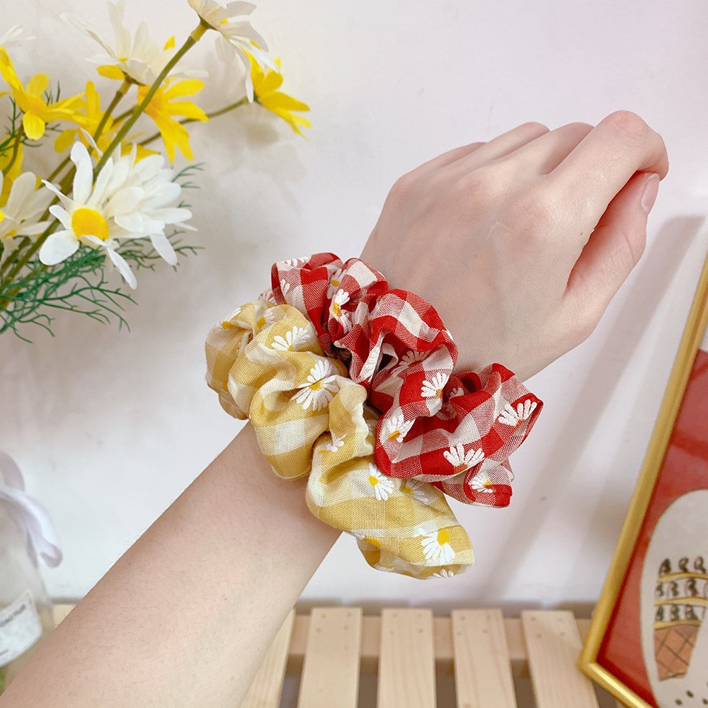 Scrunchies Cột Tóc Hoa Cúc Caro Vintage Hot Trend