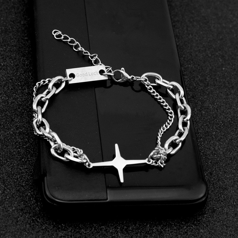 Vòng tay Goodluck, chất liệu titan không gỉ