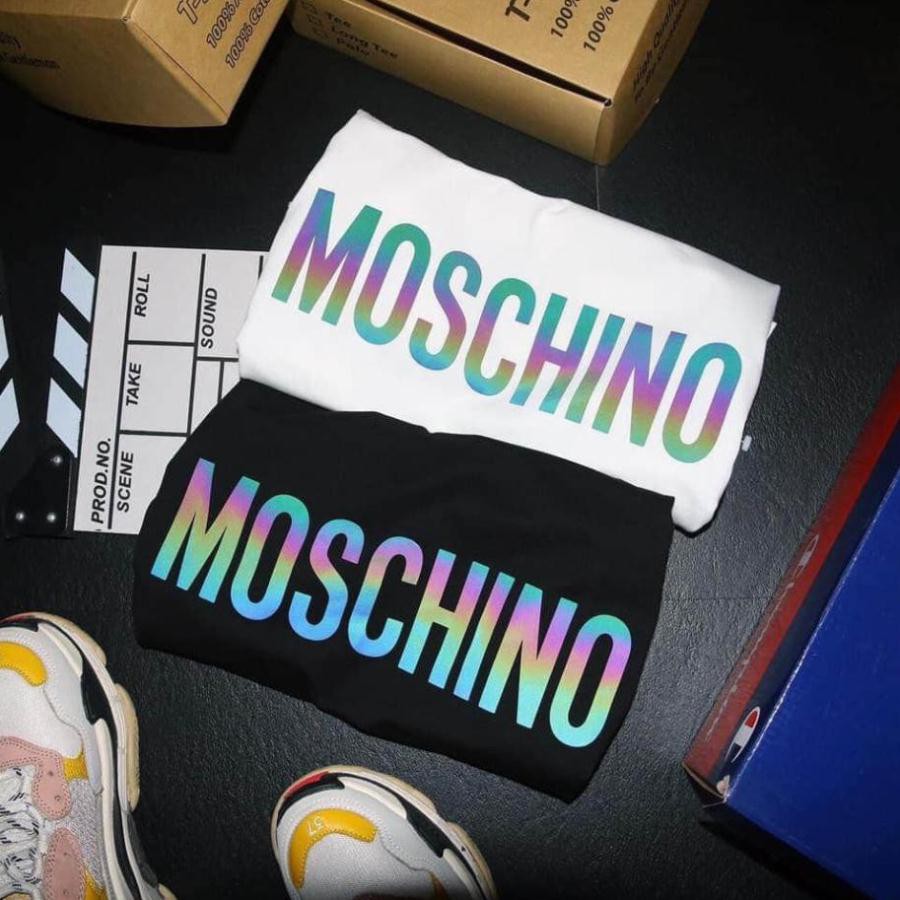 Áo Thun Phản Quang " MOS-CHI-NO " CottonÁo Thun Form Rộng Unisex, Áo Thun Nam Nữ Đẹp | BigBuy360 - bigbuy360.vn