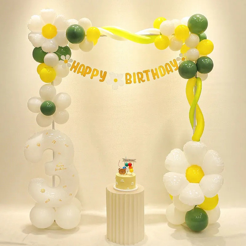 Dây Cờ Treo Tường Trang Trí Tiệc Sinh Nhật Họa Tiết Hoa Cúc Nhỏ Xinh