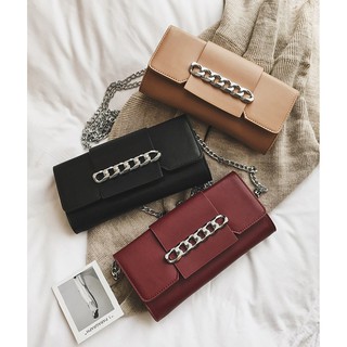 Clutch cầm tay dây xích