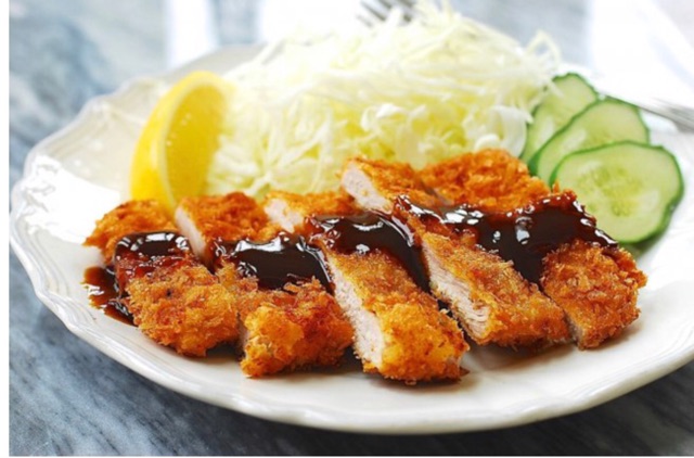 Sốt Cốt Lết Thịt Heo Chiên Xù Donkatsu Chung Jung One Hàn Quốc 3,3Kg