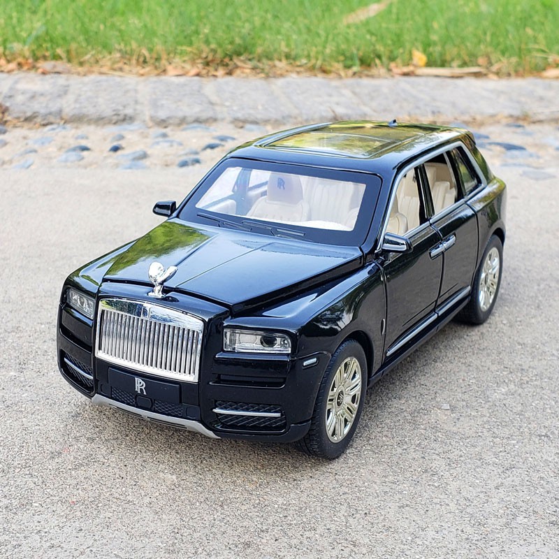 Mô hình xe Rolls Royce Cullinan 1:24 Chezhi