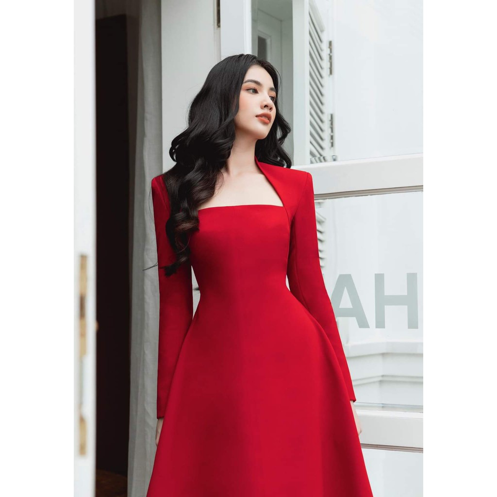 Đầm dự tiệc xòe kiểu tay dài cổ cúp ngực (HÀNG CAO CẤP ĐẸP Y HÌNH)