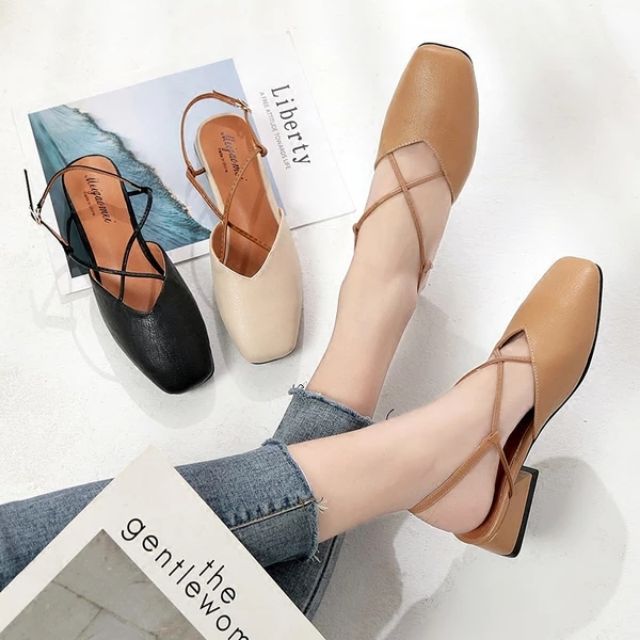 Giày mũi vuông nữ