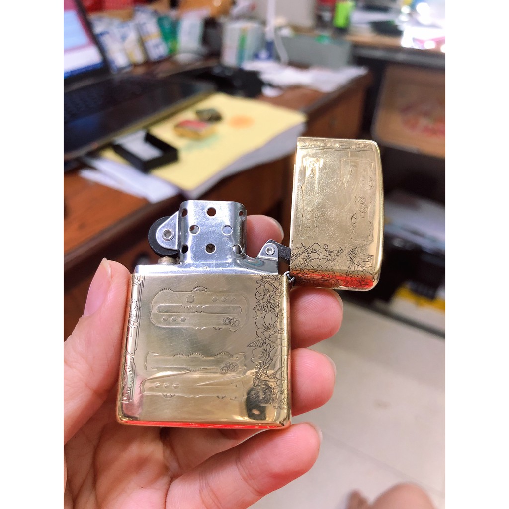 VỎ BẬT LỬA ZIPPO ARMORR KHẮC ĂN MÒN 5 MẶT SƯ TỬ-VỎ DÀY