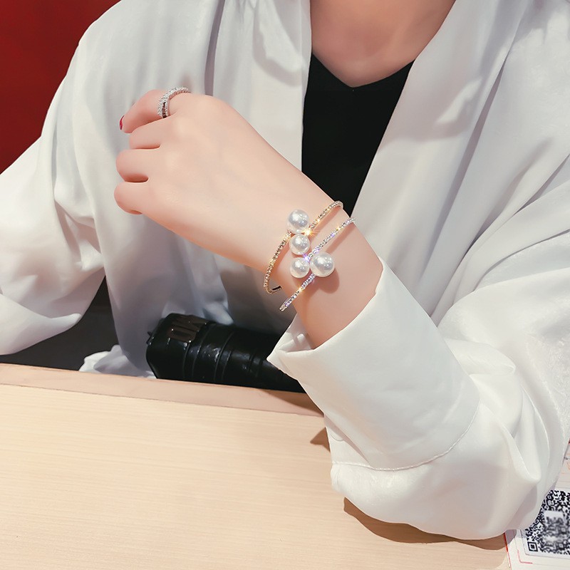 Vòng tay ngọc trai đính đá lấp lánh đơn giản thời trang quà tặng bạn gái | BigBuy360 - bigbuy360.vn