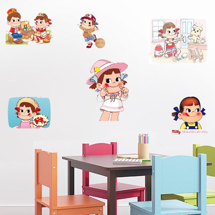 Decal trang trí tường - Bé Gái Đáng Yêu nhí nhảnh