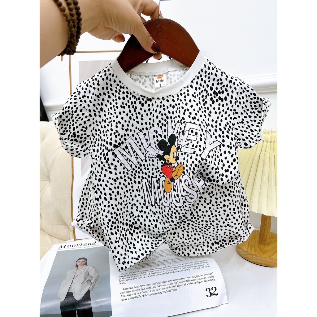 Bộ quần áo cộc tay chất cotton 4c hình beo in hình mickey size 8-32kg cho bé gái