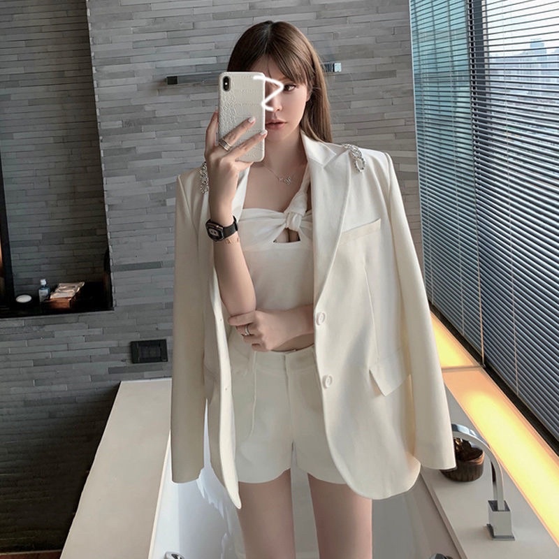 Áo Vest Phối Xích Đính Đá Đang Hot
