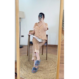 Sale Bộ lụa Vic còn sz S