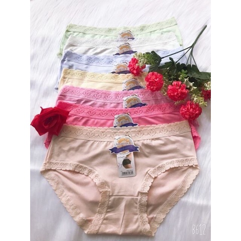 Quần Lót Nữ Kháng Khuẩn Cotton Viền Ren Mềm Mại - 819