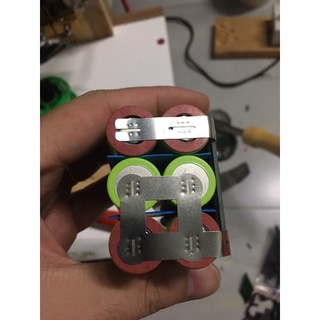 Pin National 12v