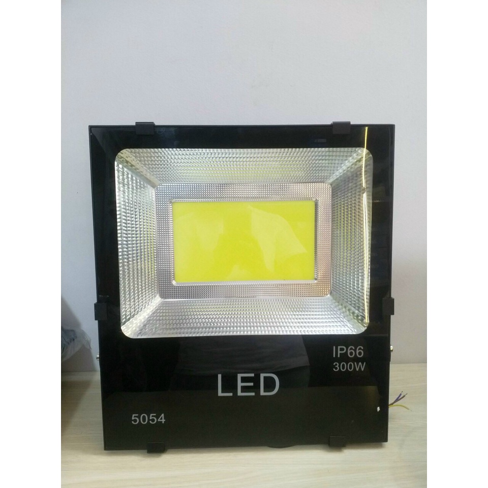 Đèn pha led COB 5054 công suất 50W 100W 150W 200W