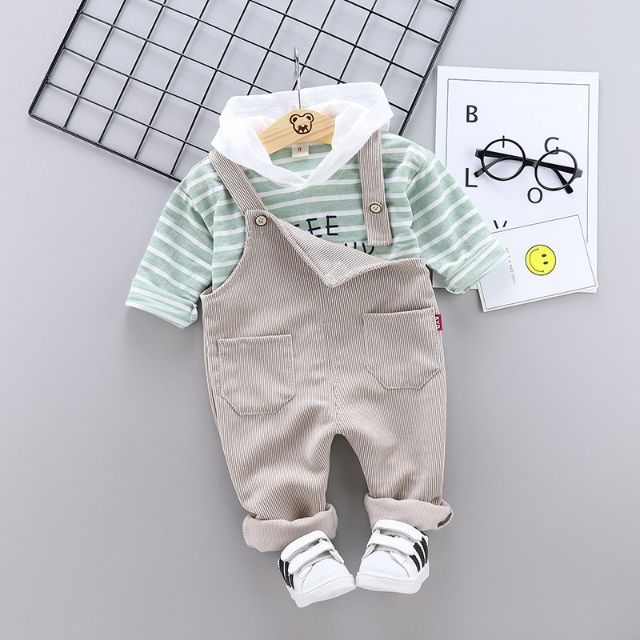 Set bộ yếm bé trai