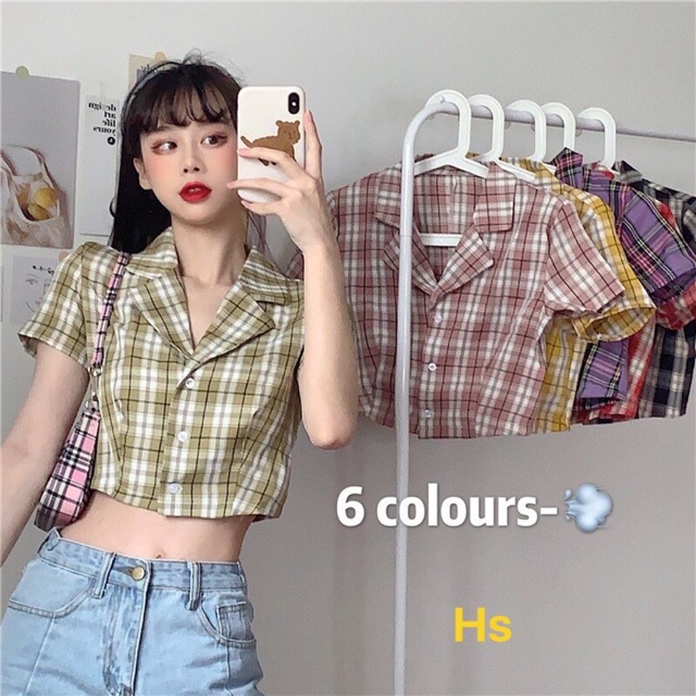 Áo croptop kẻ cổ vest cài cúc