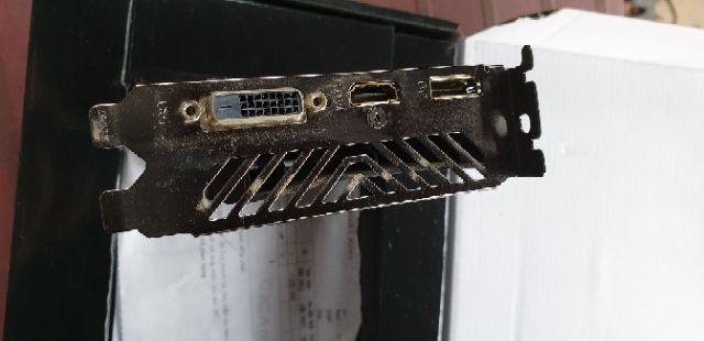 Cạc màn hình 1050 2g nguyên zin chính hãng