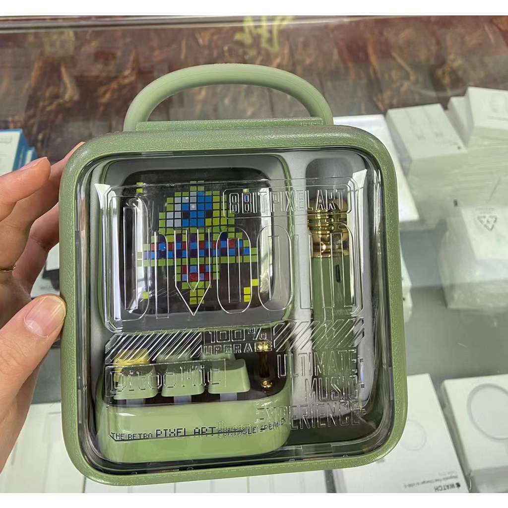 Loa Bluetooth Divoom MIC công suất 15W kết hợp micro karaoke và màn hình bàn phím