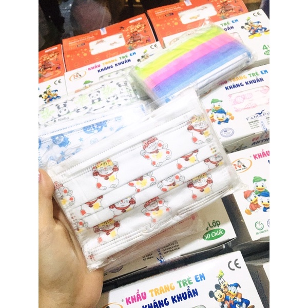 Hộp 50c 🥰 Khẩu Trang Trẻ Em 4 lớp Famapro Nam Anh kháng khuẩn cho bé