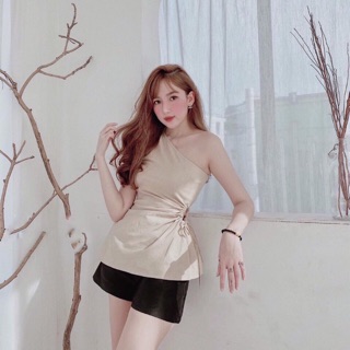 SET ÁO LỆCH VAI NUDE RÚT DÂY HÔNG VÀ QUẦN SHORT TACTA DÀY LƯNG CAO  (hình thật trải sàn 100%)
