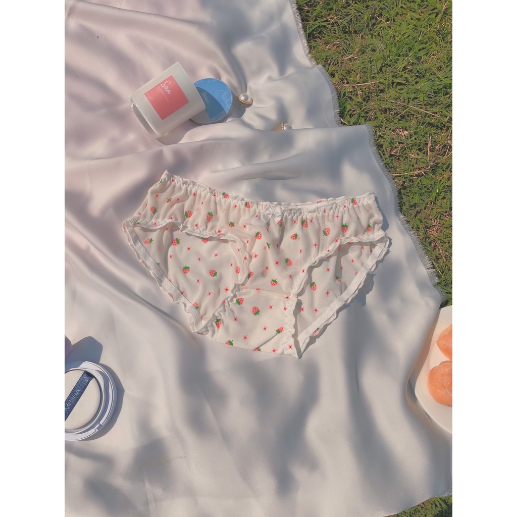 Quần lót nữ voan lưới hoạ tiết dâu - noel giáng sinh