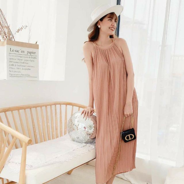 [HÀNG CÓ SẴN KÈM VIDEO HÌNH THẬT ] Váy Maxi Xếp Ly - Đầm Suông Hai Dây Dập Ly full 2 lớp loại 1  Xinh ANN10 | BigBuy360 - bigbuy360.vn