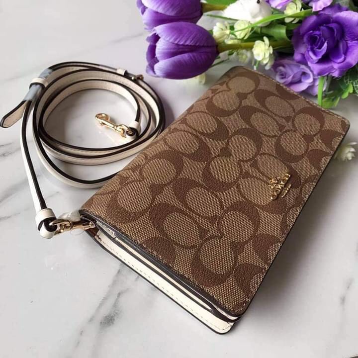 Túi đeo chéo nữ chính hãng Coach logo logo màu đậm vừa đeo chéo vừa làm cluch