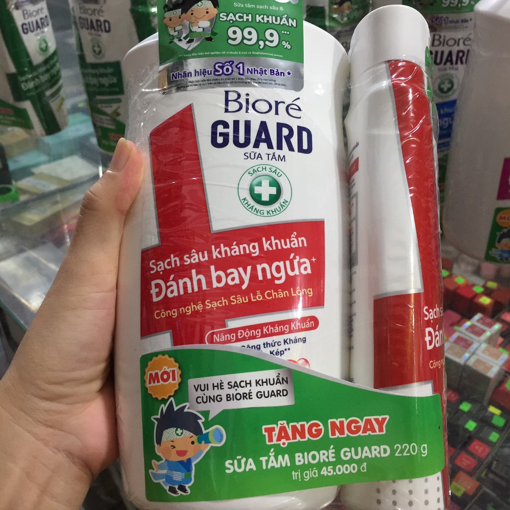 Sữa tắm biore 800g kháng khuẩn