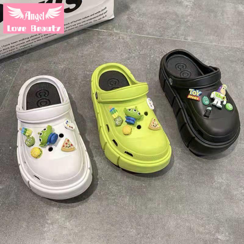 [Hàng Mới Bán Chạy]~Giày Sandal Đế Dày Đục Lỗ Kiểu Hoạt Hình Buzz Lightyear Dễ Thương Dễ Phối Đồ Đi Biển Cho Nữ