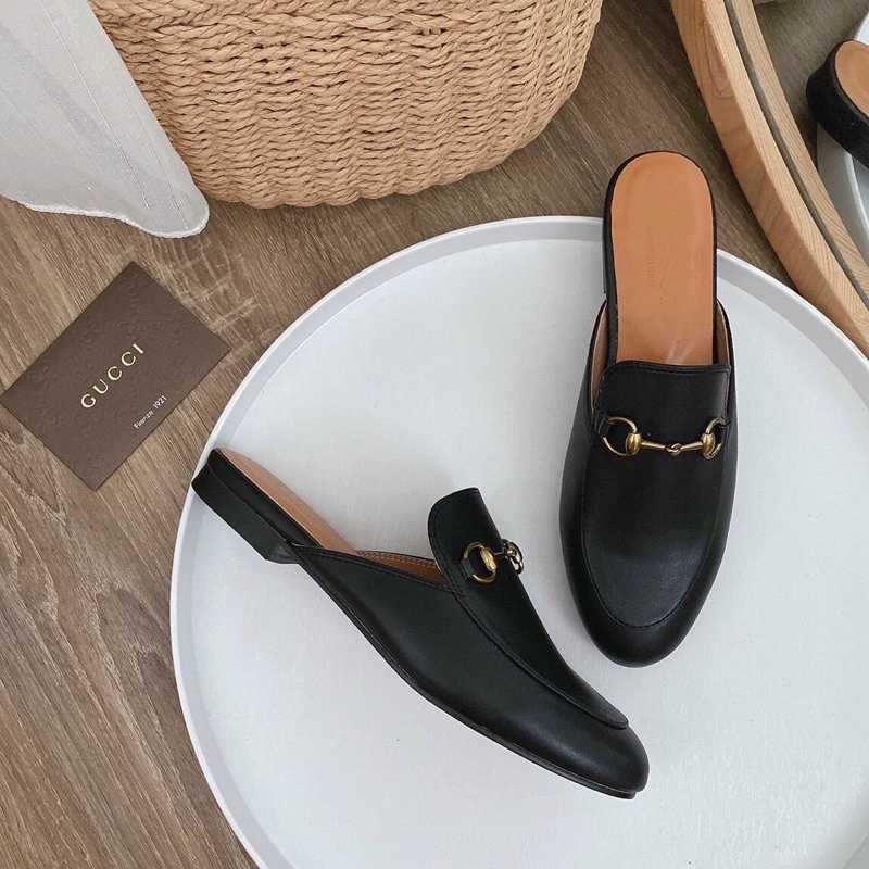 HÀNG CÓ SẴN sục da