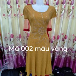 Đầm dạ hội nhũ