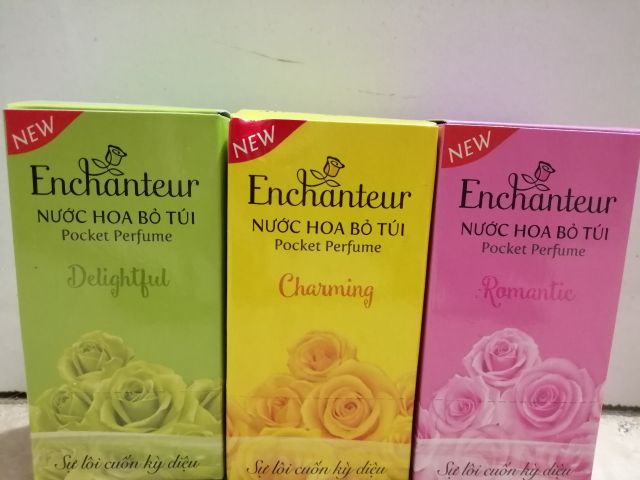 Có 3 mùi- Nước hoa bỏ túi Enchanteur 18ml