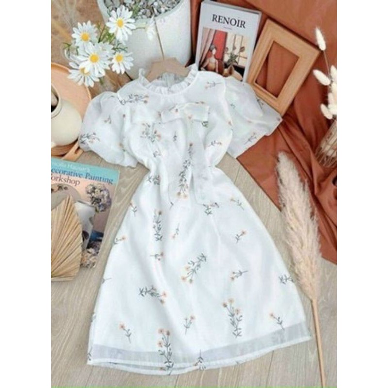 Đầm Hoa Trắng Nơ Trước Ngực Tay Phồng Xinh Xắnnn