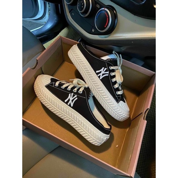 (ảnh,video thật)SỤC GIÀY NY ĐEN MŨI TRẮNG TRẺ TRUNG ,năng động