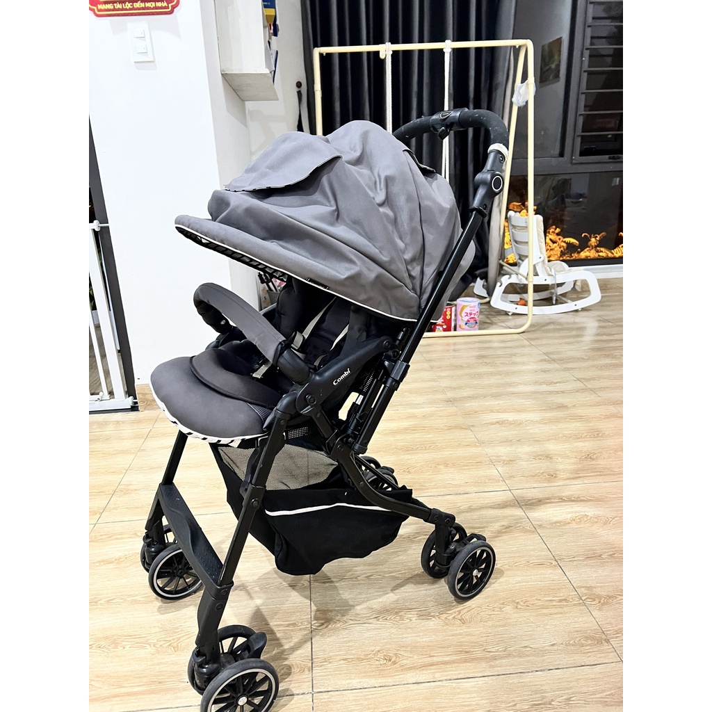 Xe Đẩy COMBI Nhật