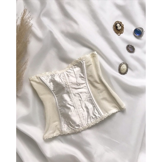 Đai nịt bụng màu trắng 2hand