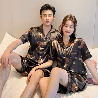 Bộ đồ ngủ phi bóng dành cho cặp đôi