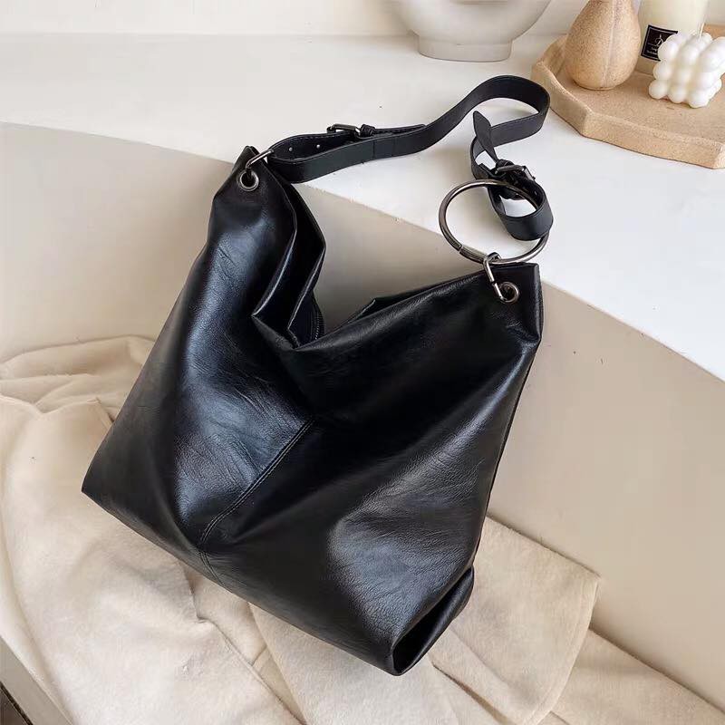 Túi tote da mềm đeo vai đựng A4 thoải mái P053