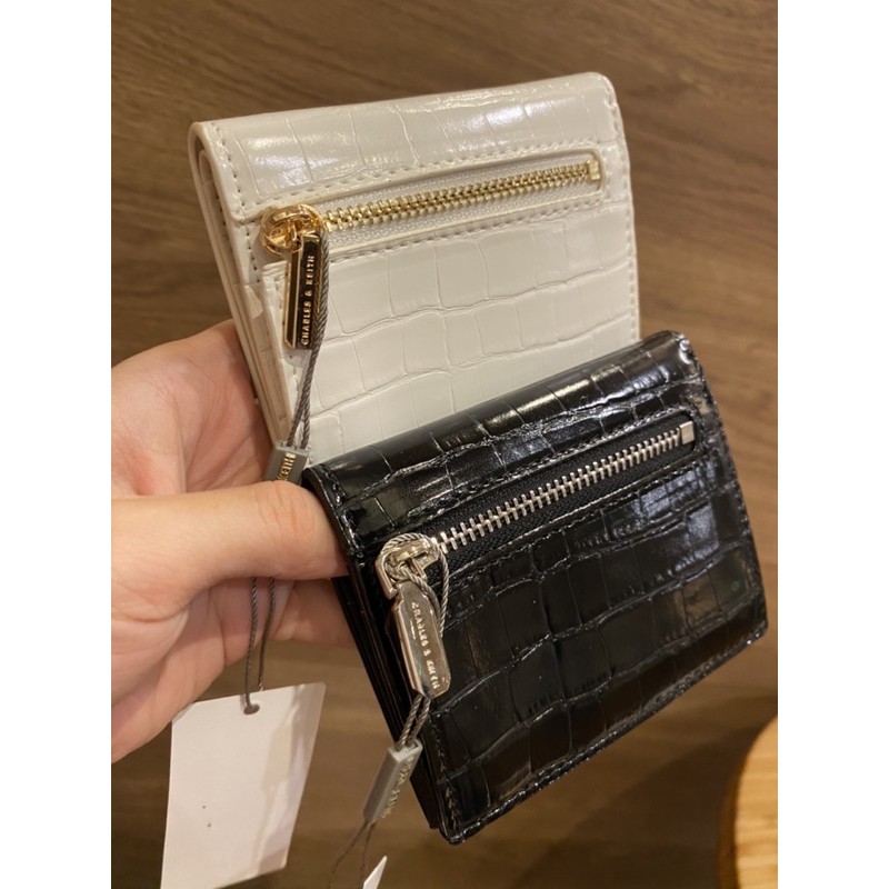 Ví Chữ CCNN Sz mini Kèm Hộp Cực Sang | BigBuy360 - bigbuy360.vn