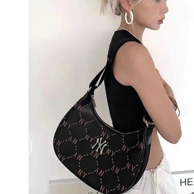 Túi MLB hobo nữ kẹp nách dây đeo bảng to chất da dày dặn form siêu nét