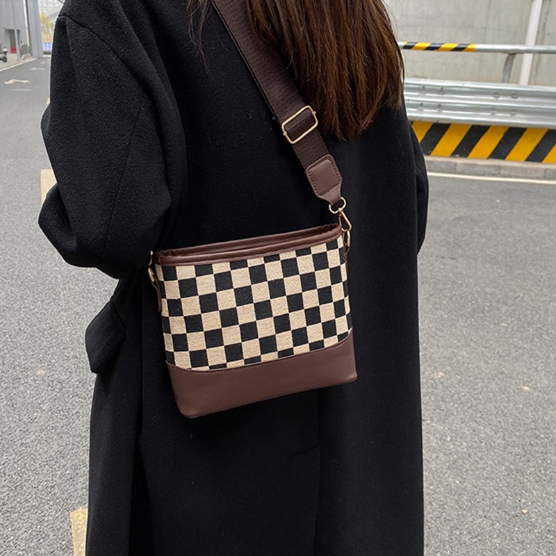 Túi đeo chéo vai bằng vải họa tiết caro thời trang sành điệu cho nữ