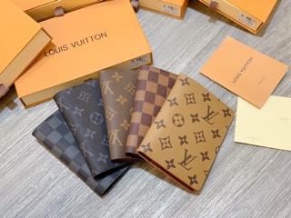 Ví L.V đựng thẻ hộ chiếu fullbox