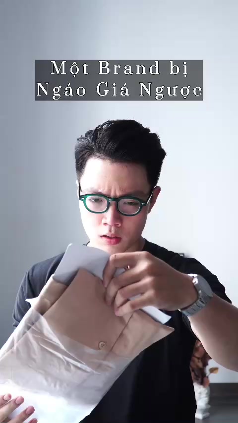 Áo sơ mi nam POLYS Fullbox, Vải Chéo Thái 6 Màu dày dặn, co giãn, thoáng khí. Áo sơ mi tay ngắn Cổ Vest CUBAN SHIRT | BigBuy360 - bigbuy360.vn