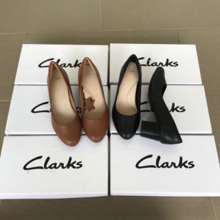 Giầy cao gót Clarks da  xịn 100%