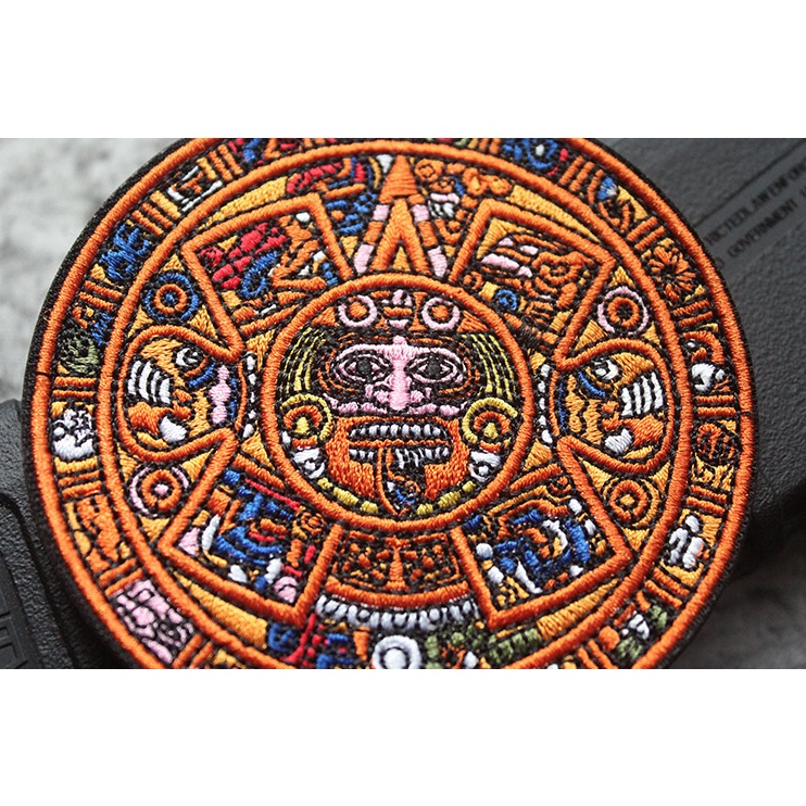 Patch mặt trời đá_lịch người Maya