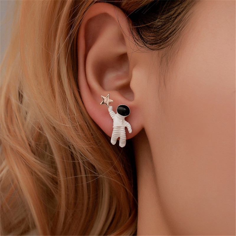 Asymmetric pentagram contracted earrings fashion earrings space astronauts small stud earrings