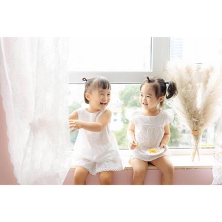 BỘ REN TRẮNG HỞ LƯNG CHO BÉ GÁI