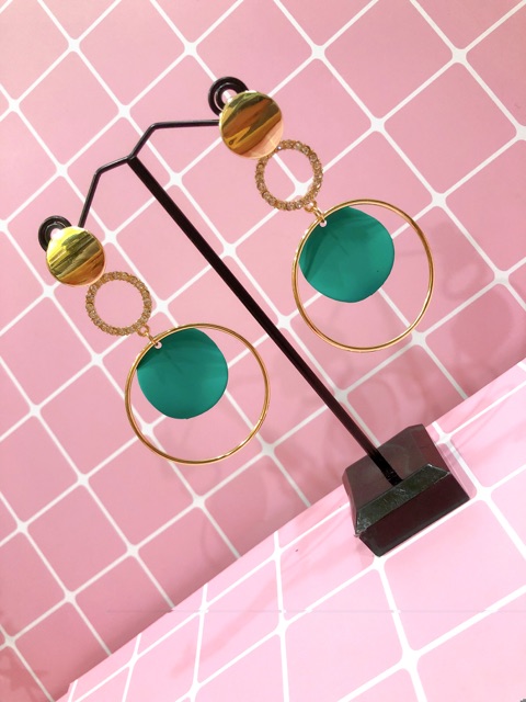 Trụ trưng hoa tai cho shop chỉ 29k